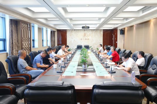 新洲区委常委、组织部长毛俊莅临yh86银河国际集团调研指导工作